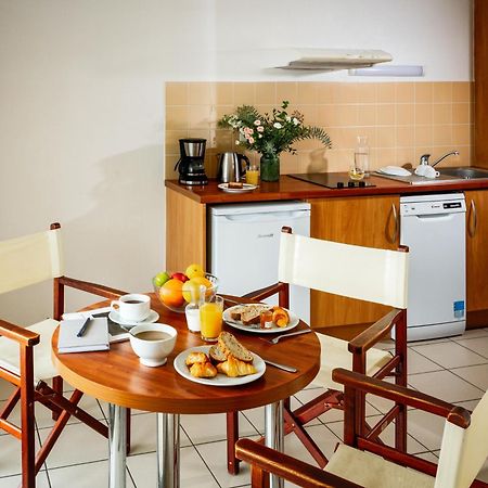 Residences Valdys Thalasso & Spa De Rockroum Роскоф Экстерьер фото