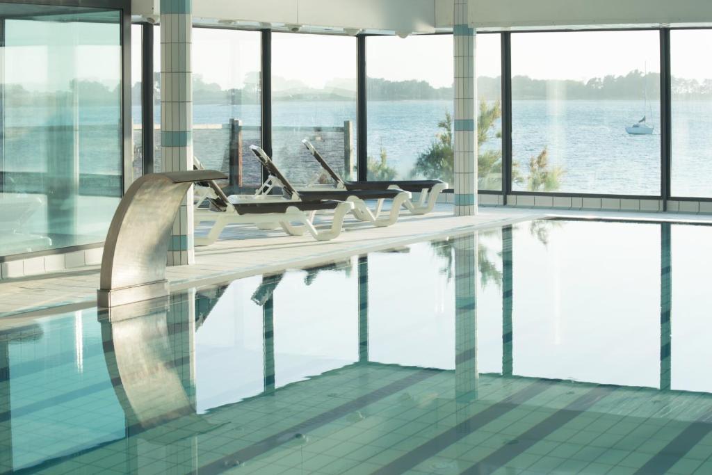 Residences Valdys Thalasso & Spa De Rockroum Роскоф Экстерьер фото