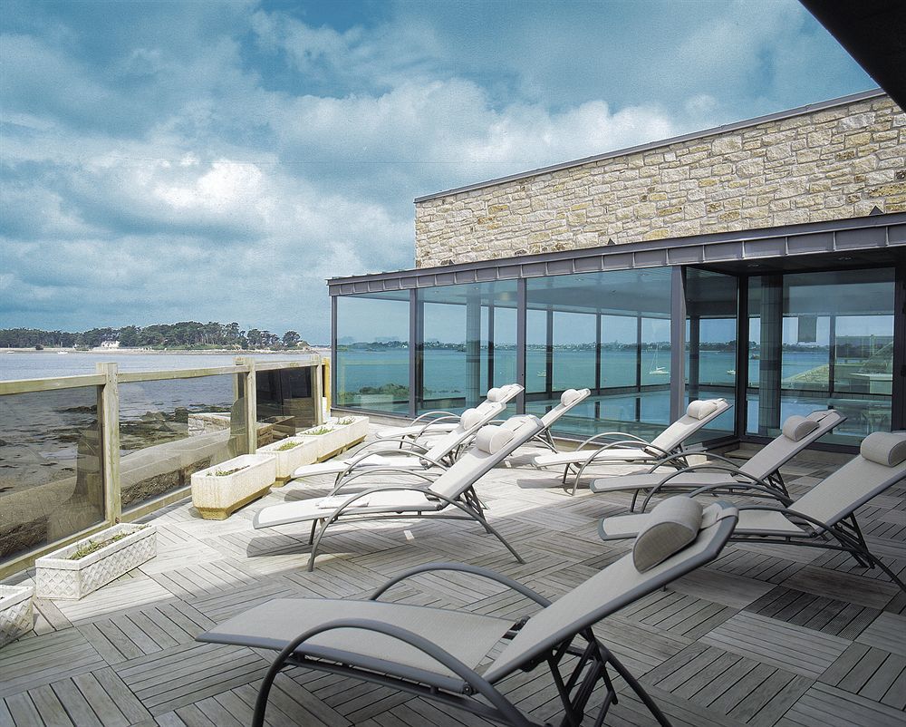 Residences Valdys Thalasso & Spa De Rockroum Роскоф Экстерьер фото