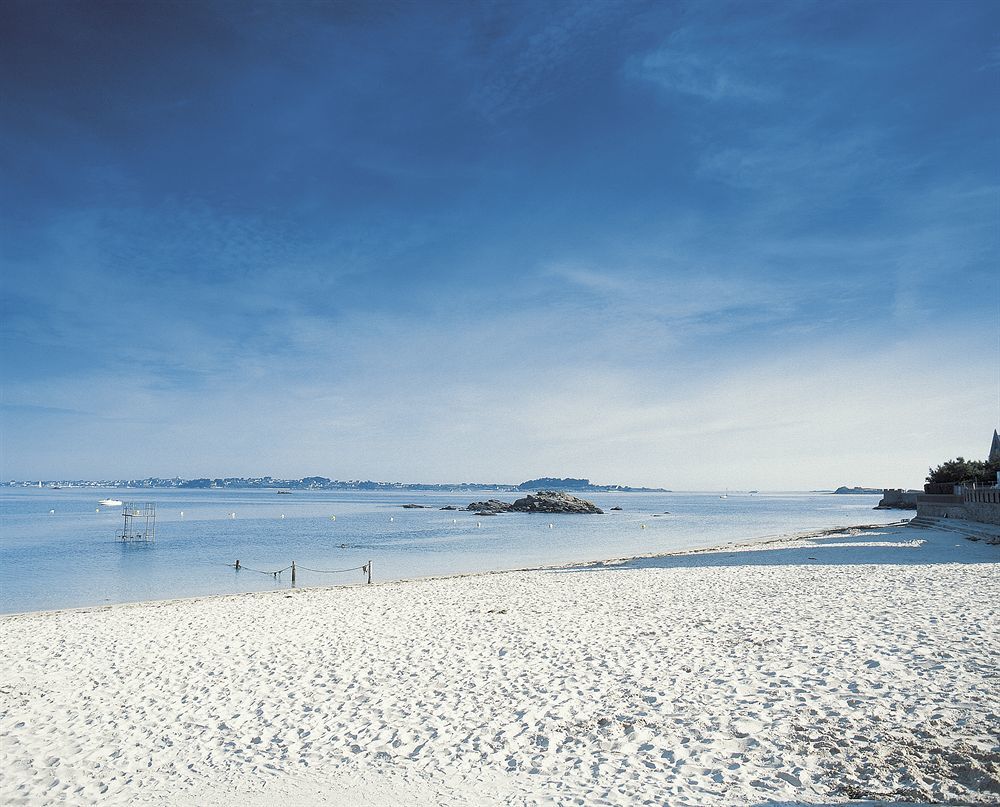 Residences Valdys Thalasso & Spa De Rockroum Роскоф Экстерьер фото